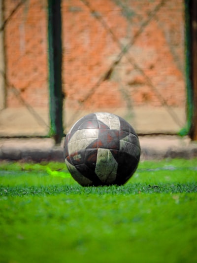 الزمالك والمصري مباشرصراع الأندية العريقة في الكرة المصرية